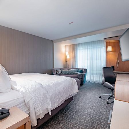 Courtyard By Marriott Toledo West Hotel Bagian luar foto