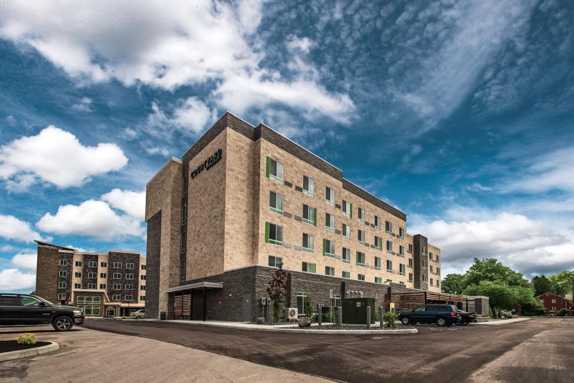 Courtyard By Marriott Toledo West Hotel Bagian luar foto